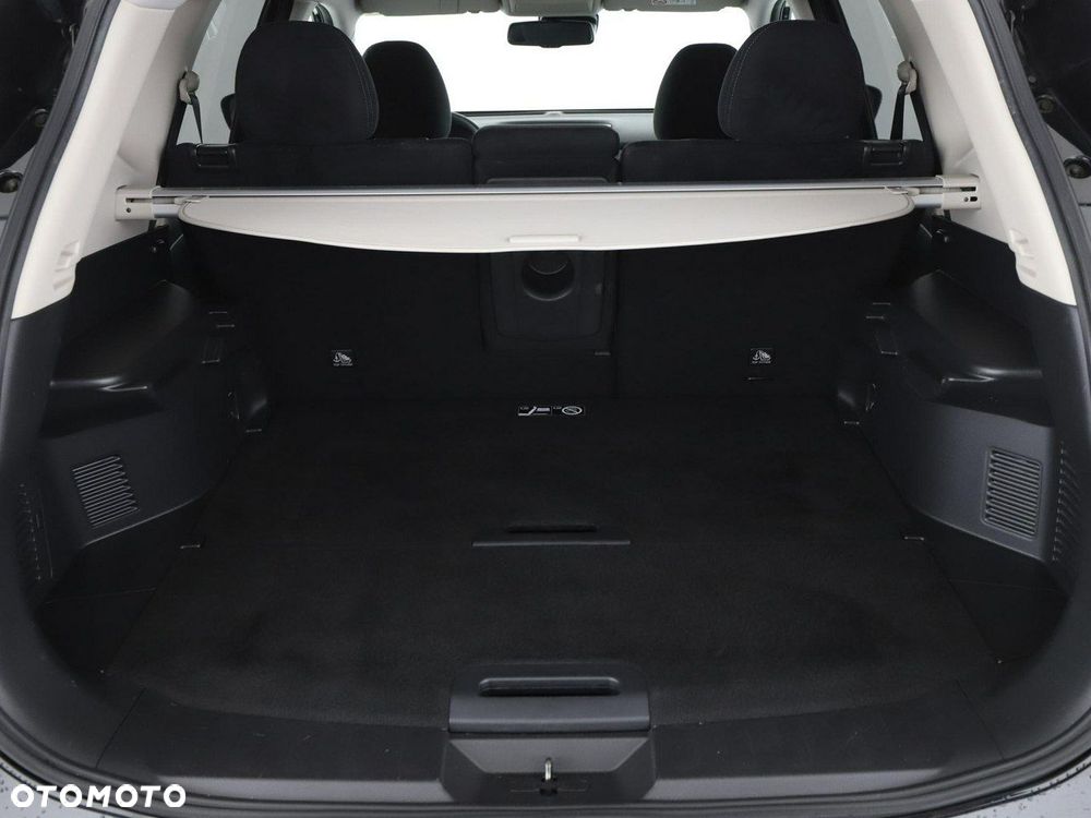 Nissan X-Trail 1.6 DIG-T Visia - 20