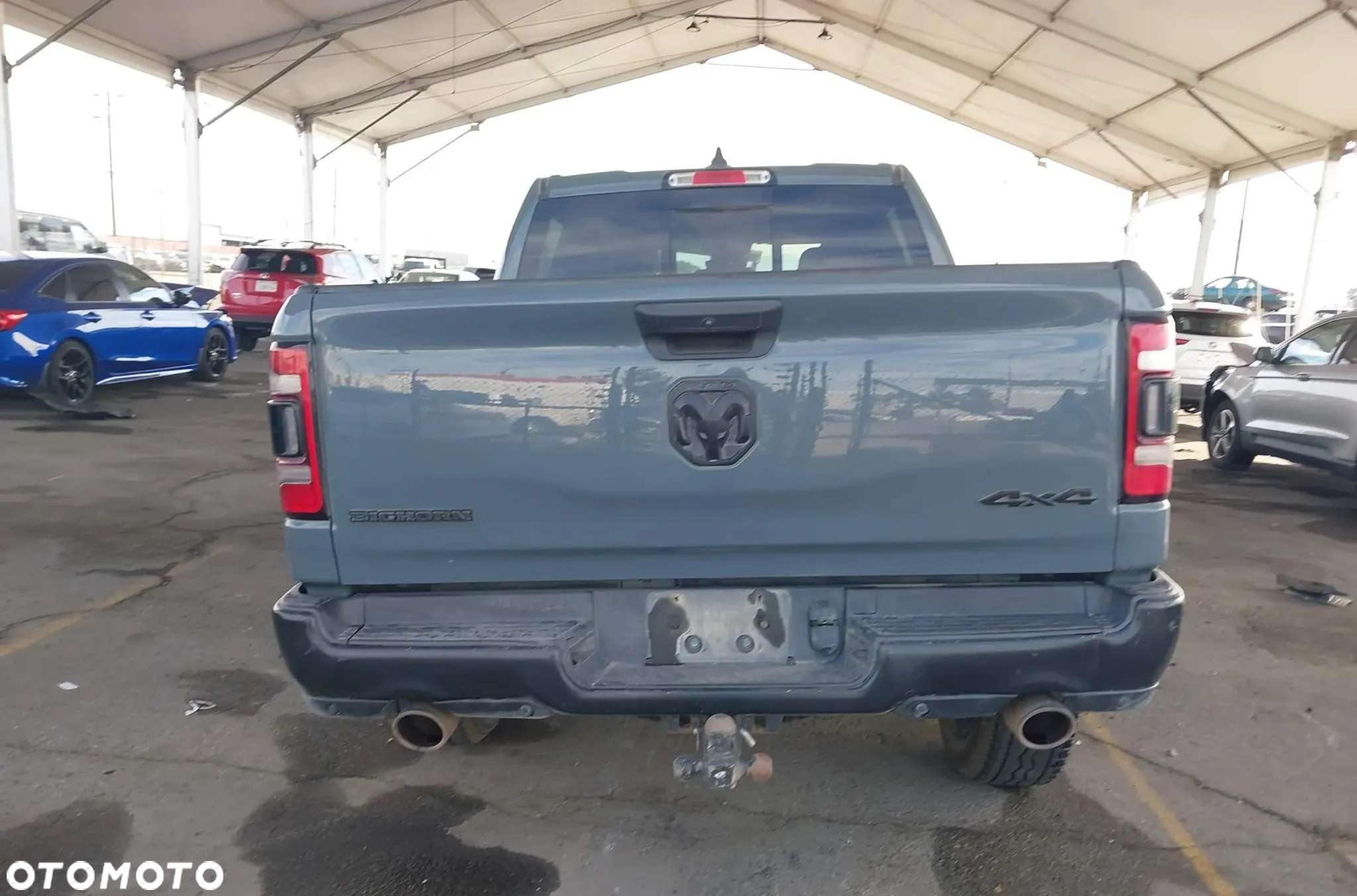 RAM 1500 Crew Cab Shortbed Bighorn - 24