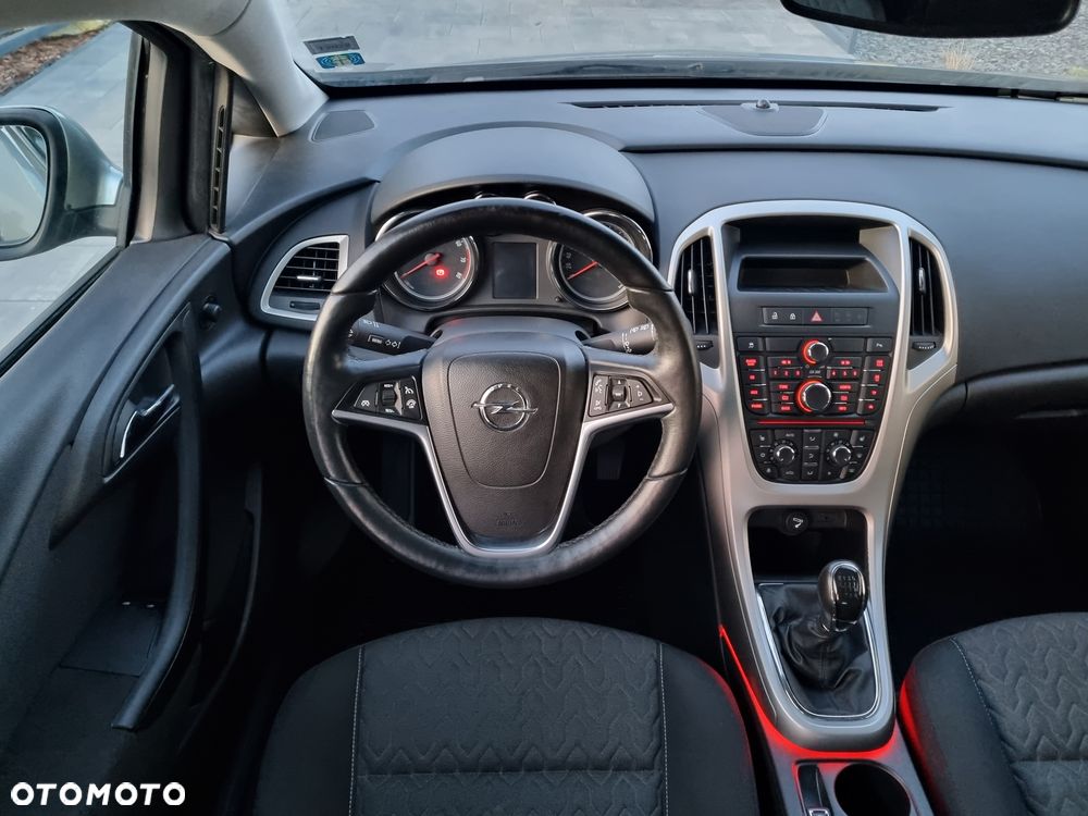 Opel Astra 1.4 Turbo Active - 22