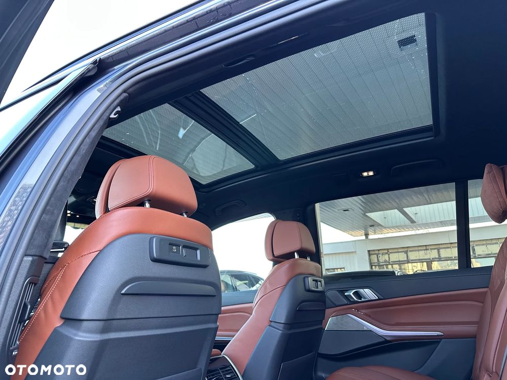 BMW X7 - 23