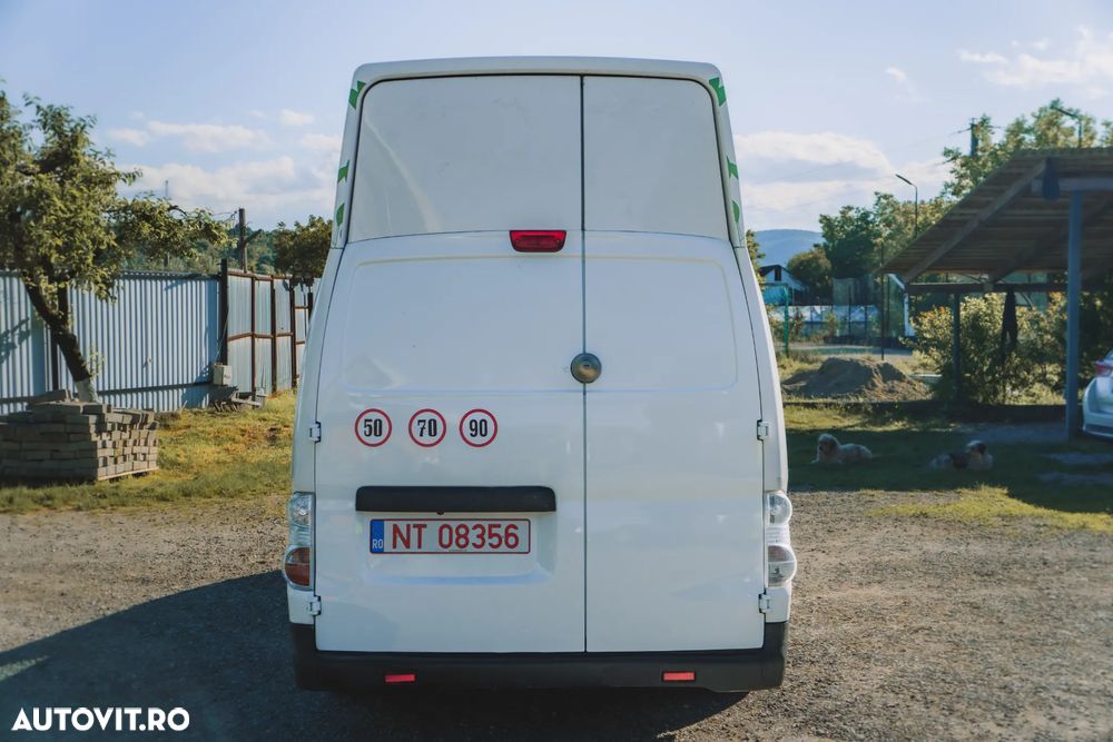 Nissan NV200 - 4