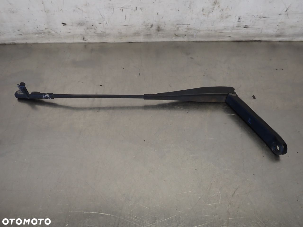 RAMIĘ WYCIERACZKI PRZÓD LEWE FORD FOCUS MK2   4M5117526AD - 1