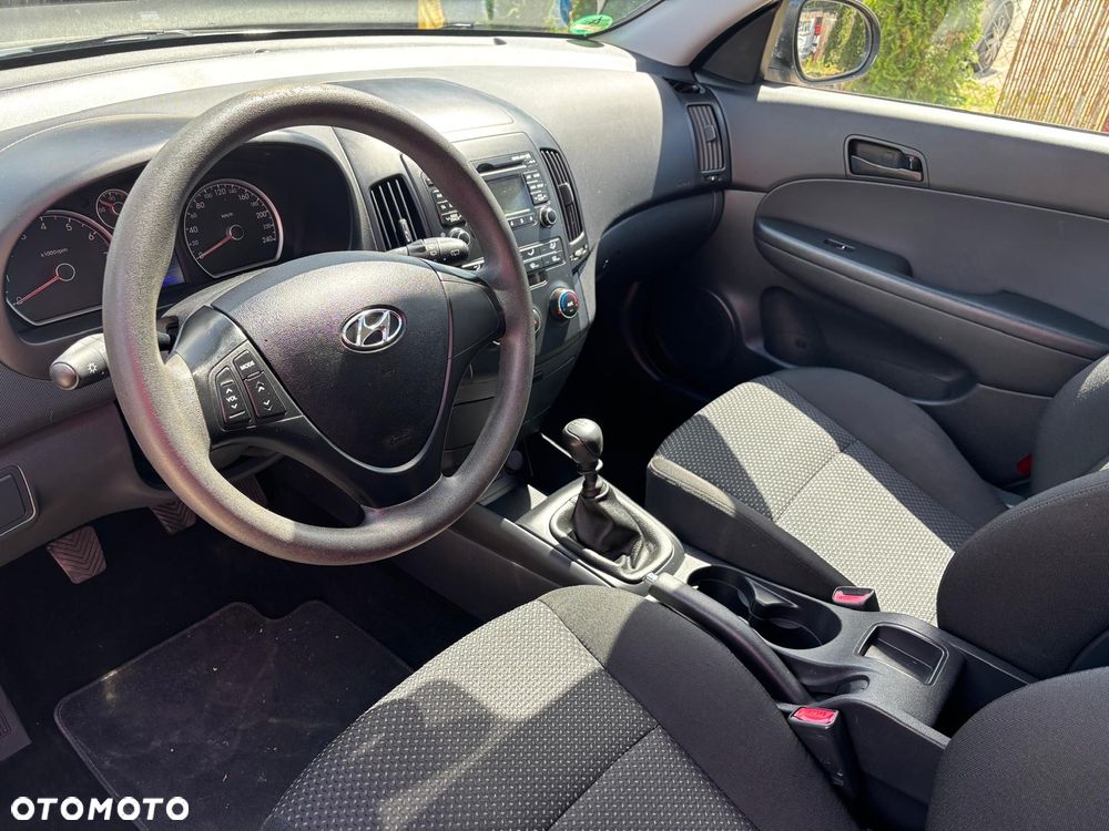 Hyundai i30 1.4 Base - 18