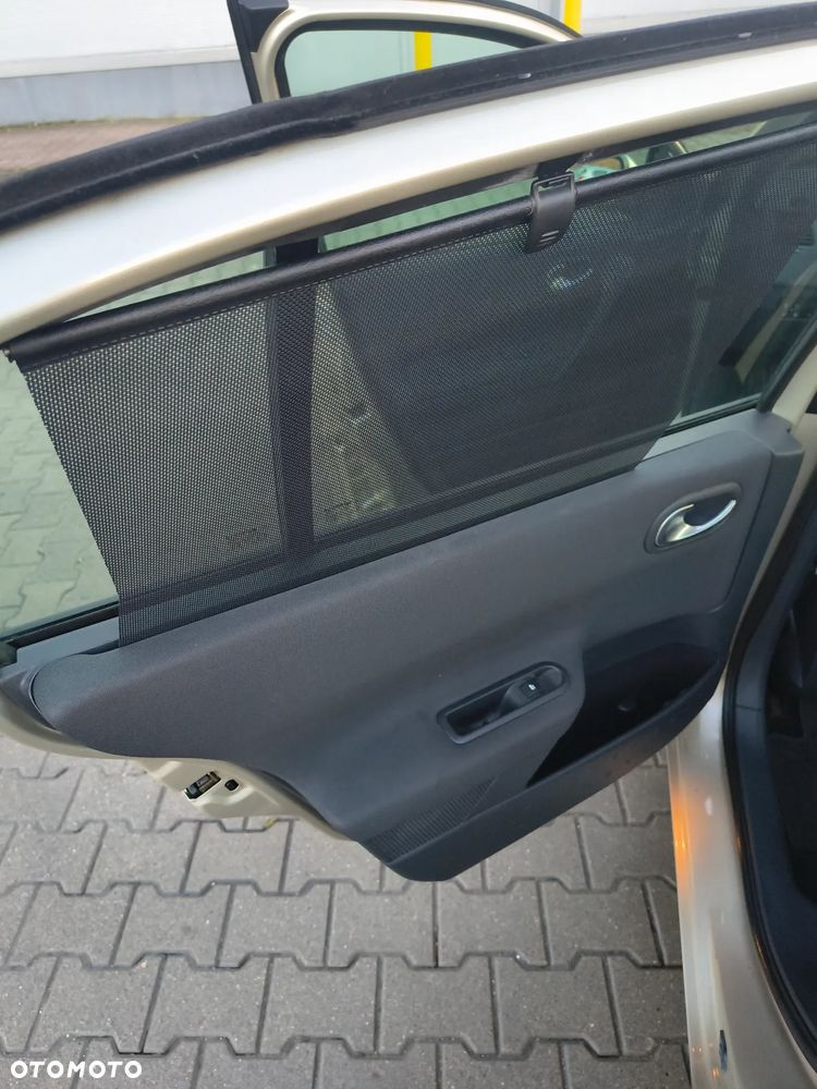 Renault Megane 1.6 16V Dynamique - 12