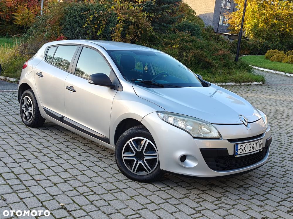 Renault Megane 1.5 dCi Authentique - 5