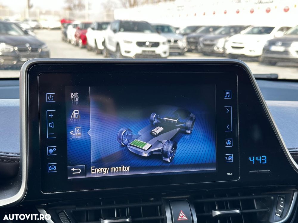 Toyota C-HR - 14