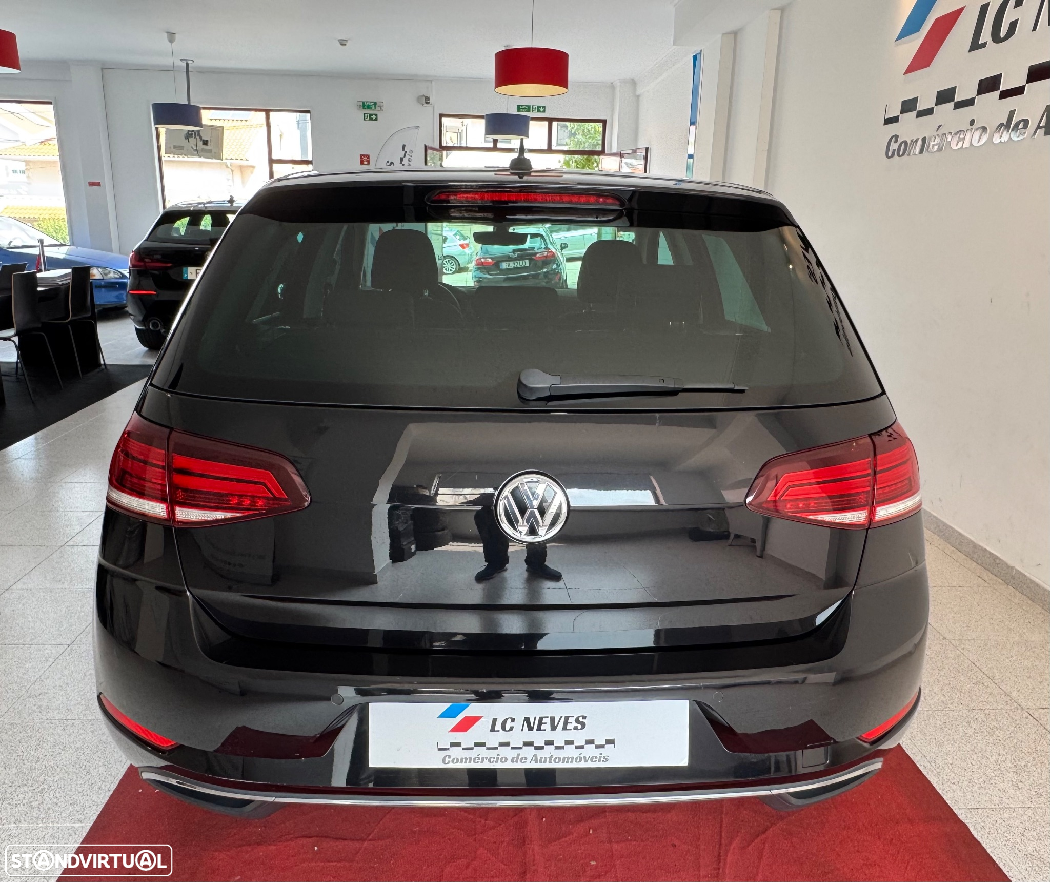 VW Golf 1.6 TDI Confortline - 6