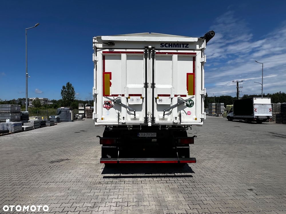 Schmitz Cargobull - 8