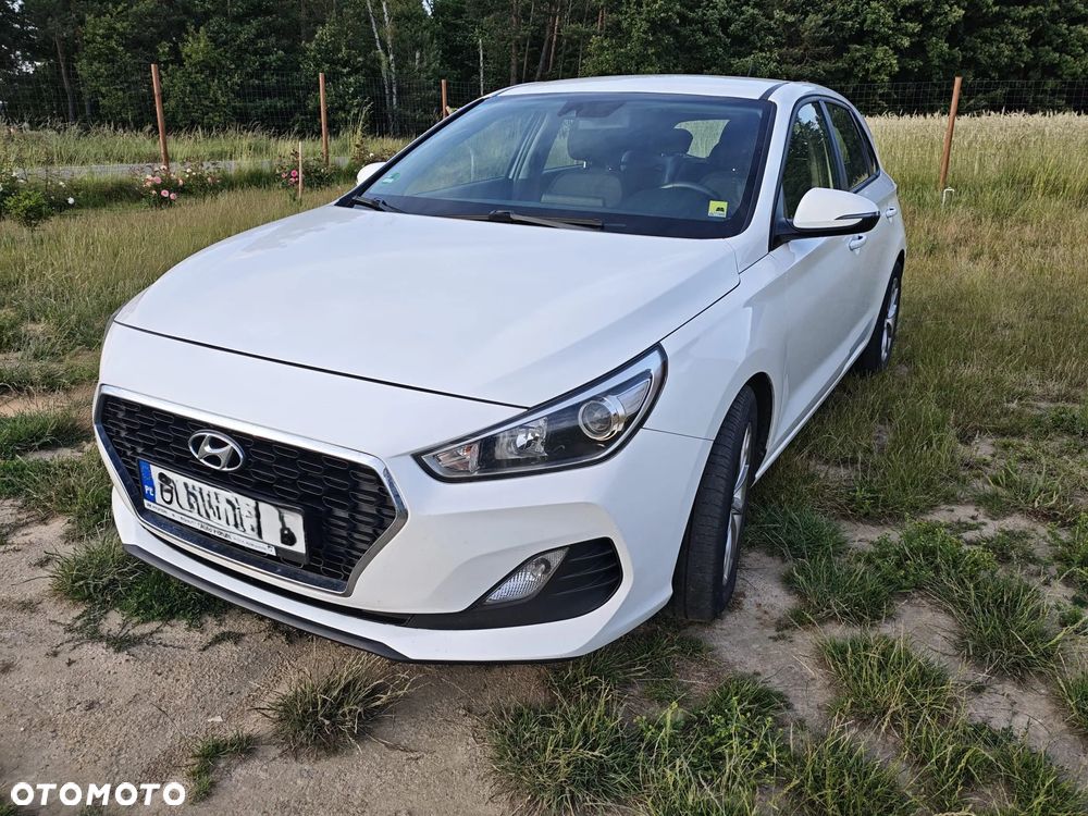 Hyundai i30 1.6 D Classic + - 6
