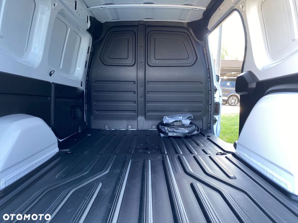 Mercedes-Benz eCitan - 12