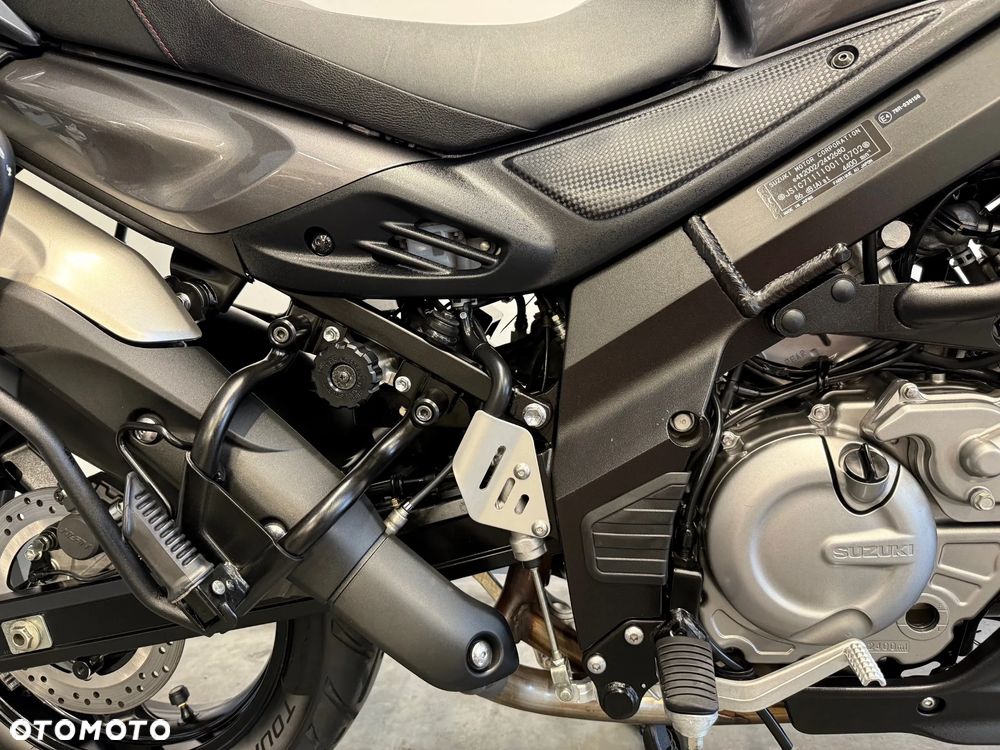 Suzuki V-STROM - 34