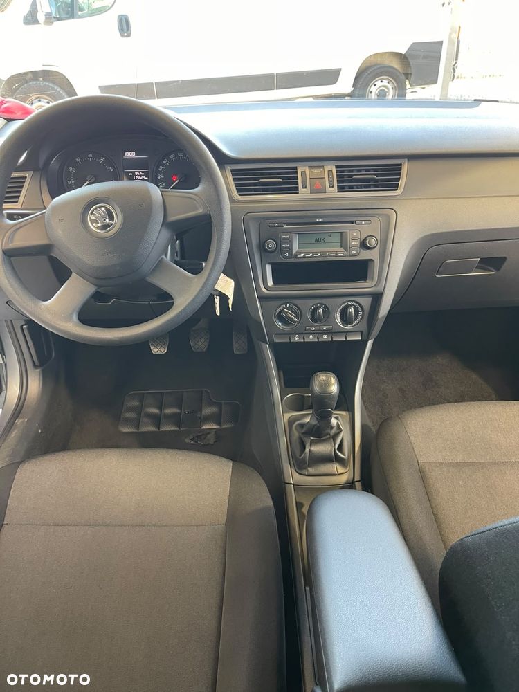 Skoda RAPID 1.2 TSI Cool Edition - 30