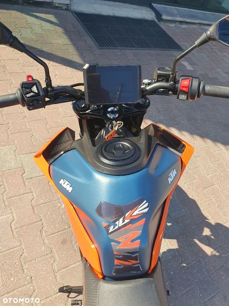 KTM Duke - 16