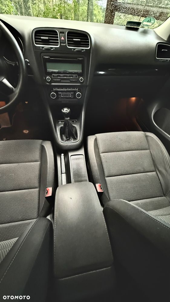 Volkswagen Golf - 19