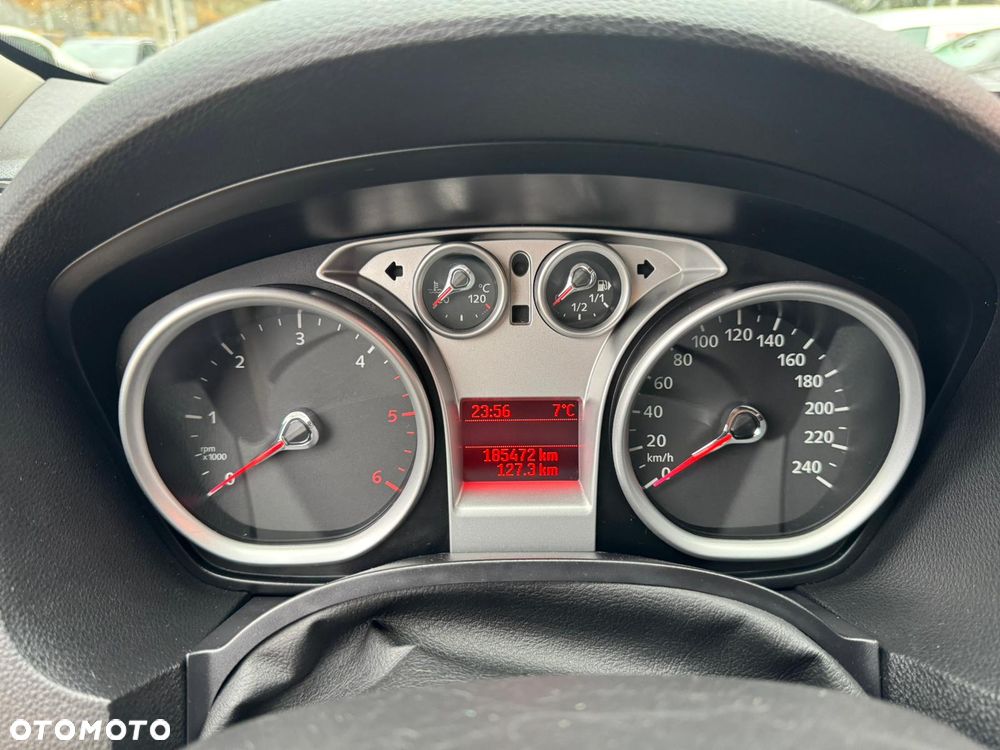 Ford Kuga 2.0 TDCi 2x4 Champions Edition - 17