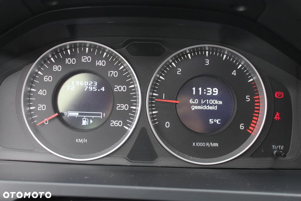 Volvo S60 DRIVe - 25