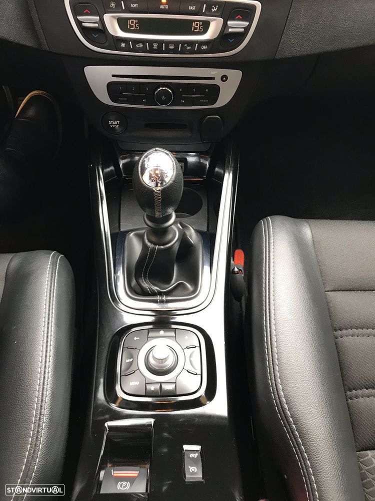 Renault Mégane ENERGY dCi 110 Start & Stop Bose Edition - 22