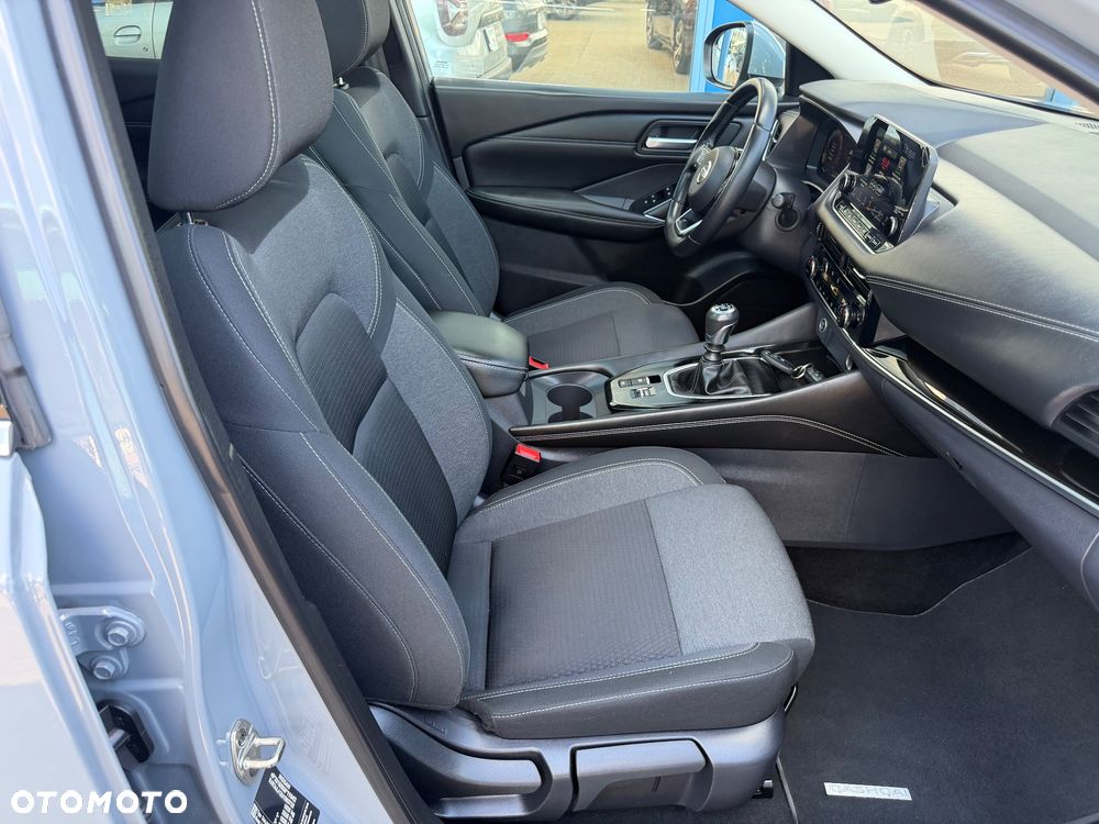Nissan Qashqai 1.3 DIG-T N-Connecta EU6d - 26