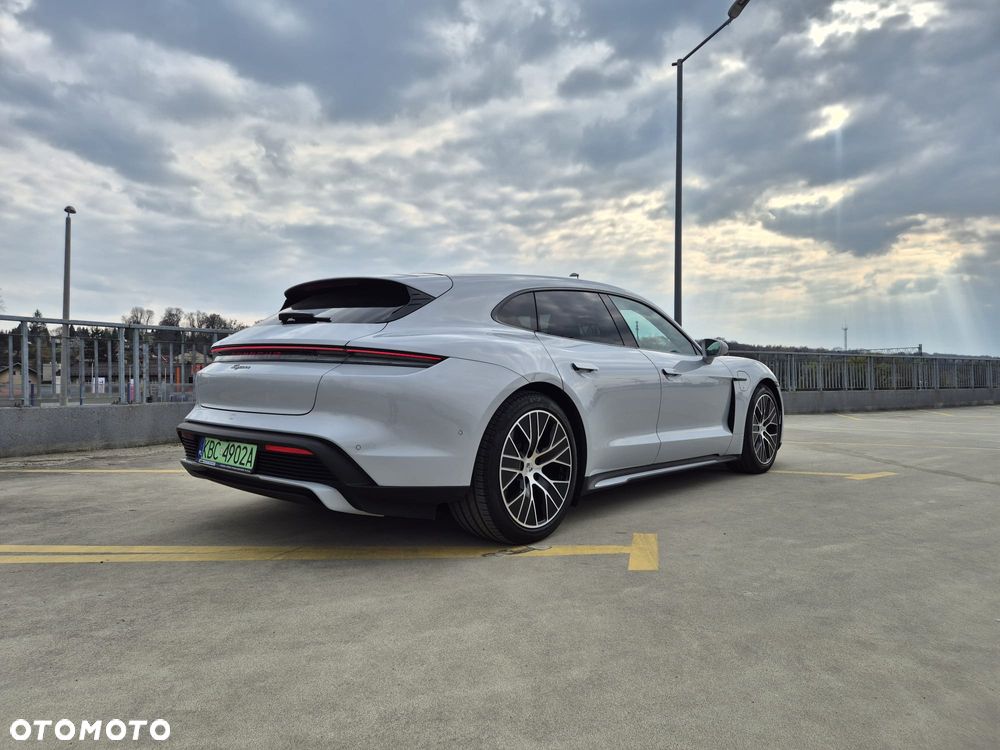 Porsche Taycan Sport Performancebatterie Plus - 13