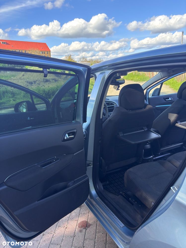 Peugeot 5008 1.6 Active 7os - 8