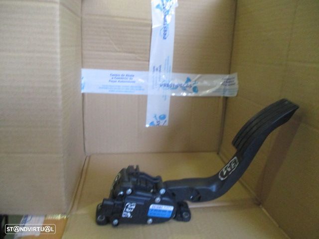 Pedal 8200426238 RENAULT TWINGO 2012 1.5 DCI - 3