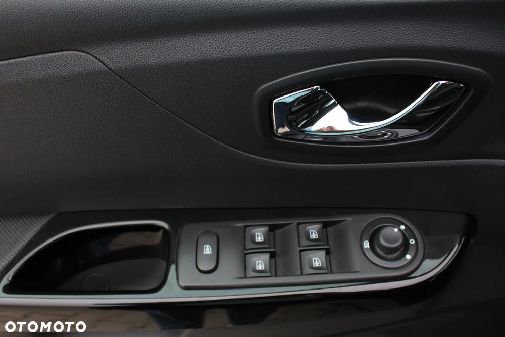 Renault Captur ENERGY TCe 120 Experience - 35