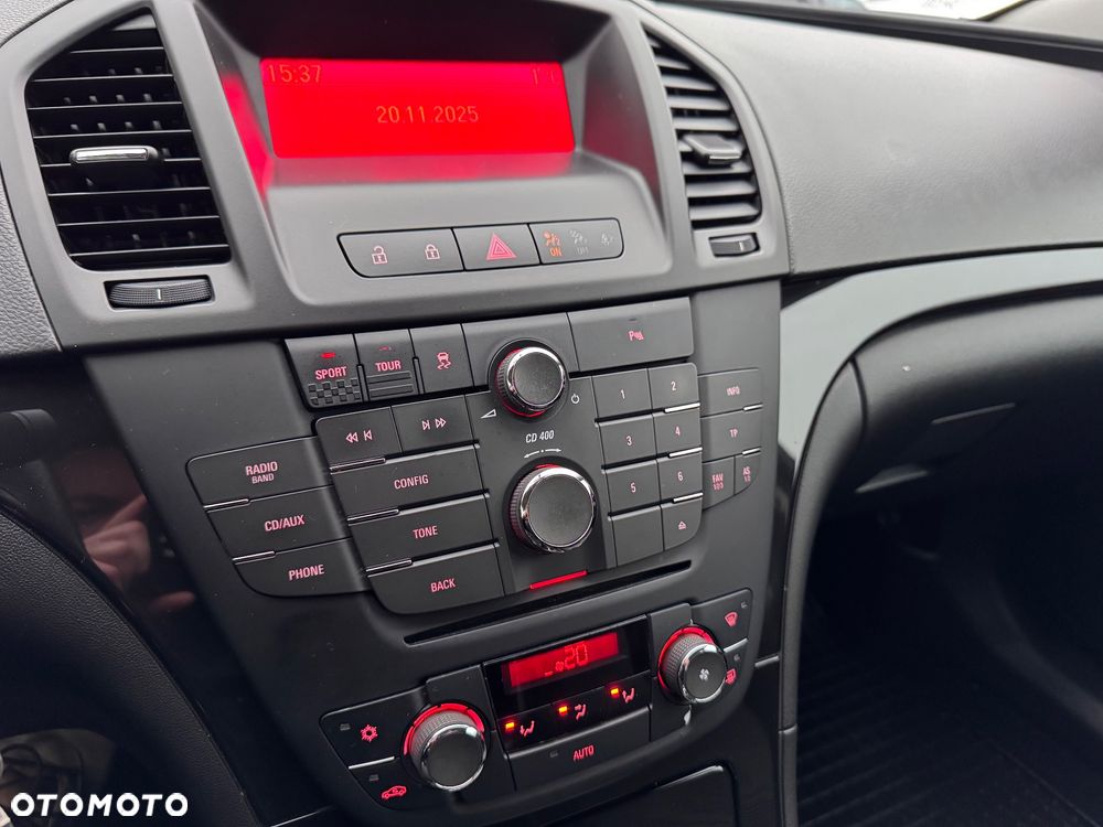 Opel Insignia 2.0 Turbo Cosmo - 32