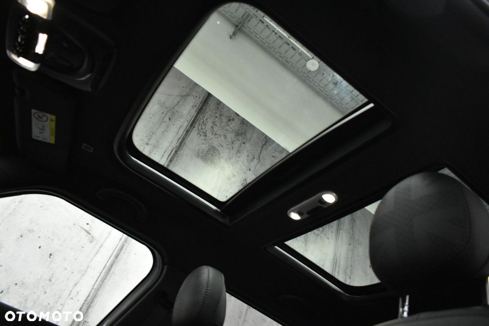 MINI John Cooper Works - 11