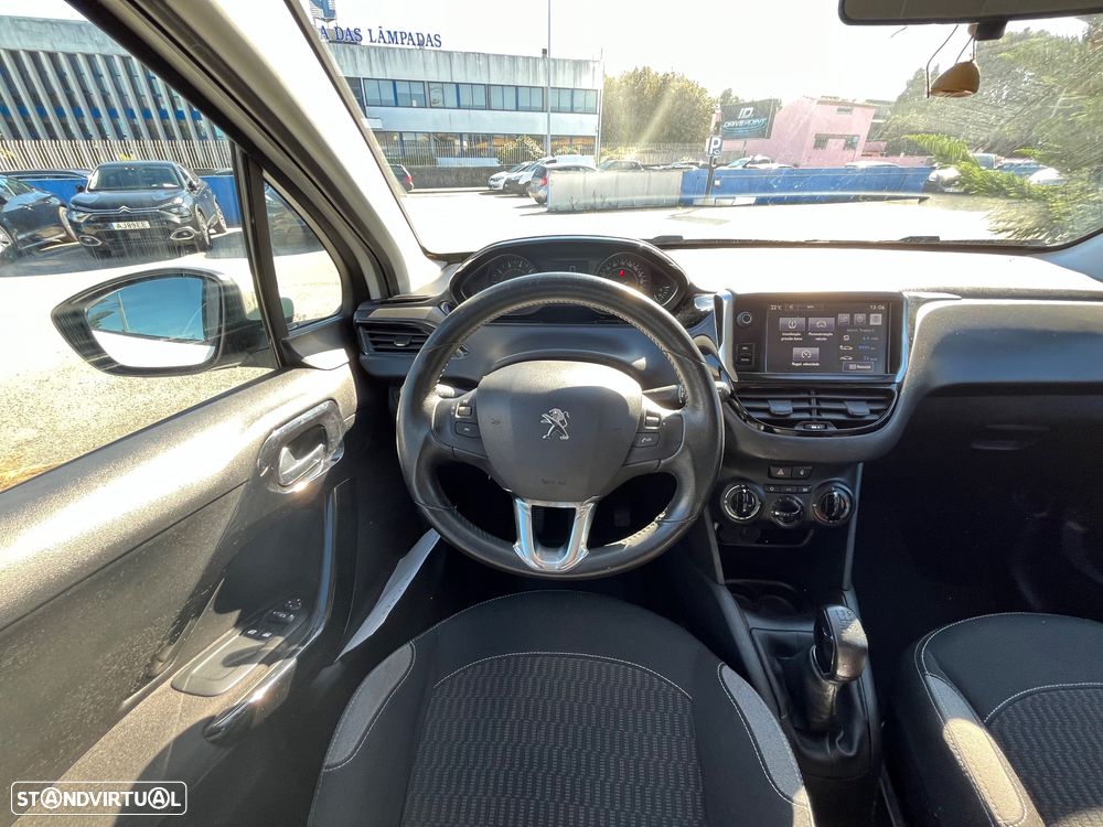 Peugeot 208 1.2 PureTech Active - 45