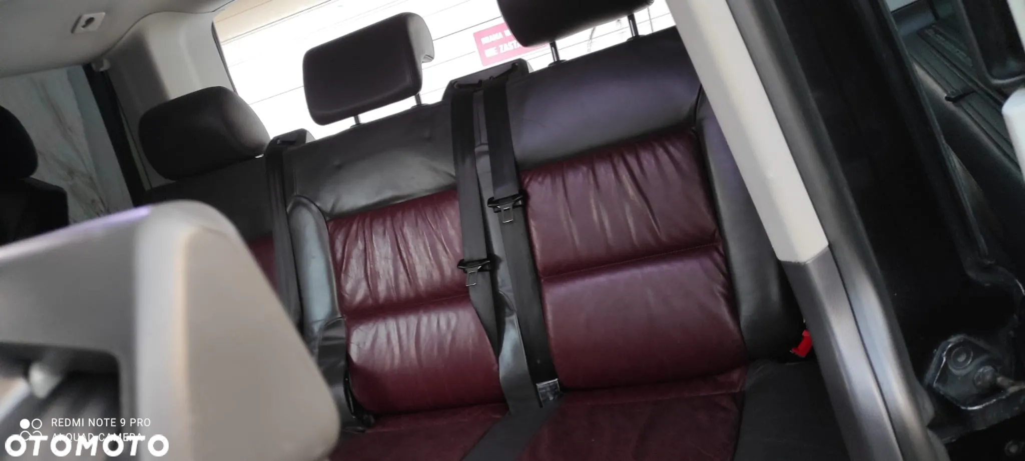 Volkswagen Multivan - 11