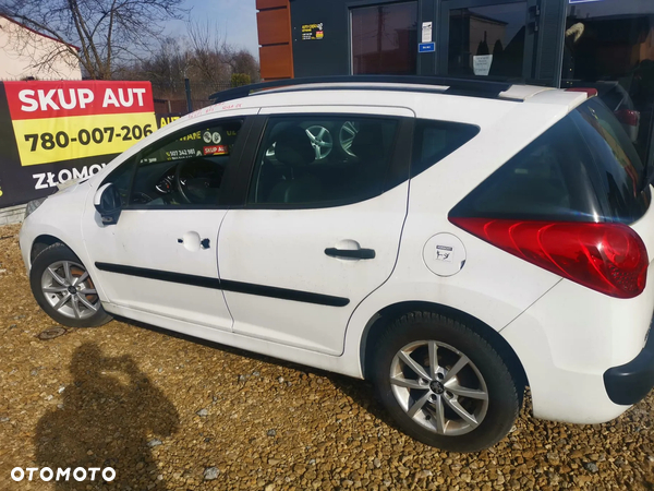 Części Peugeot 207 SW 1.4 VTI 8FS 5-BIEGÓW Kol. EWPB