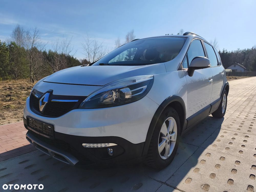 Renault Scenic - 1