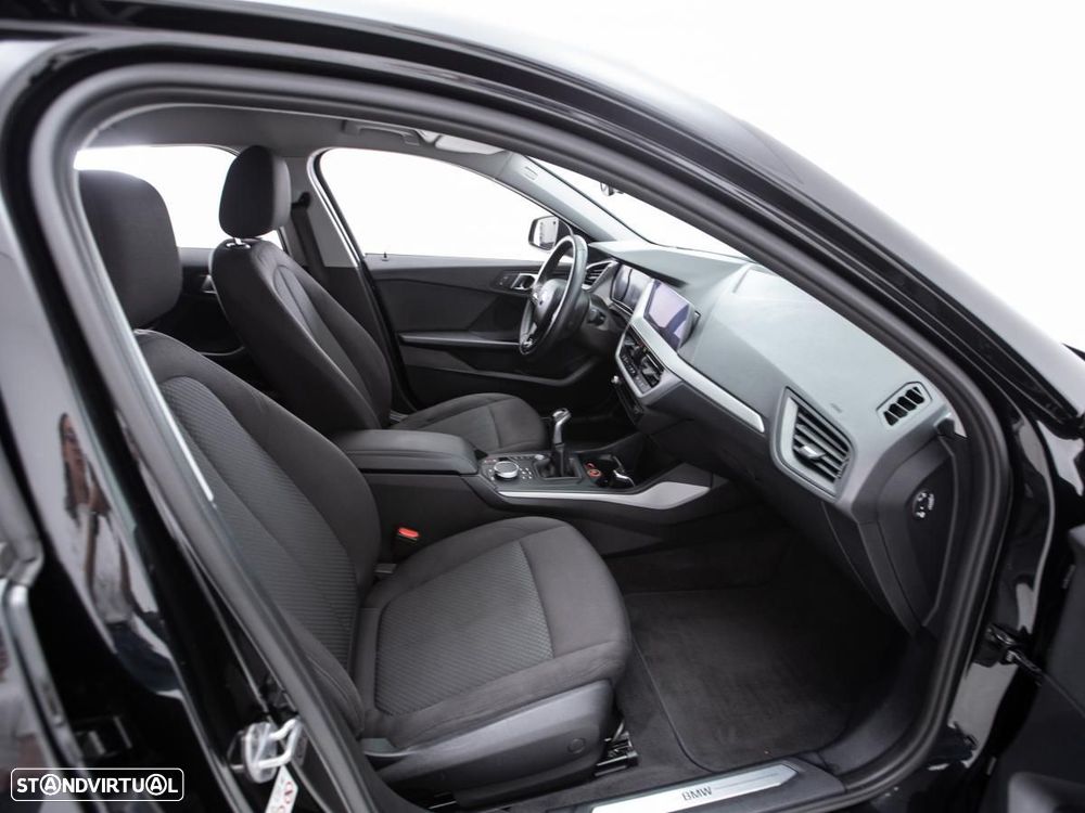 BMW 116 d Corporate Edition — fotografia 8