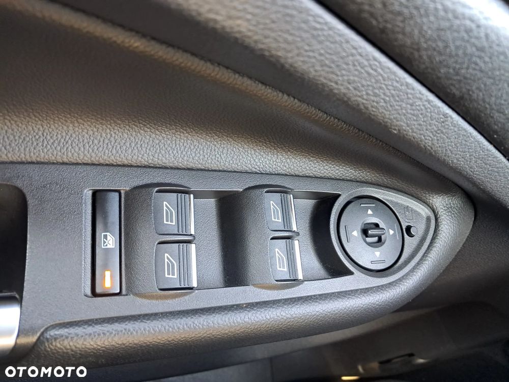 Ford Kuga 1.5 EcoBoost FWD ST-Line ASS MMT6 - 23
