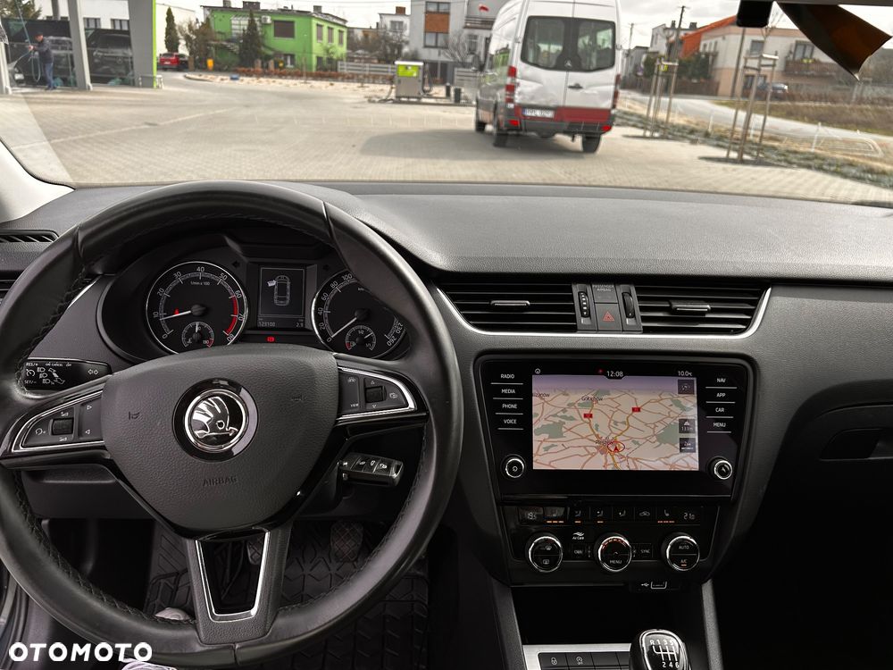 Skoda Octavia 1.5 TSI Ambition - 19