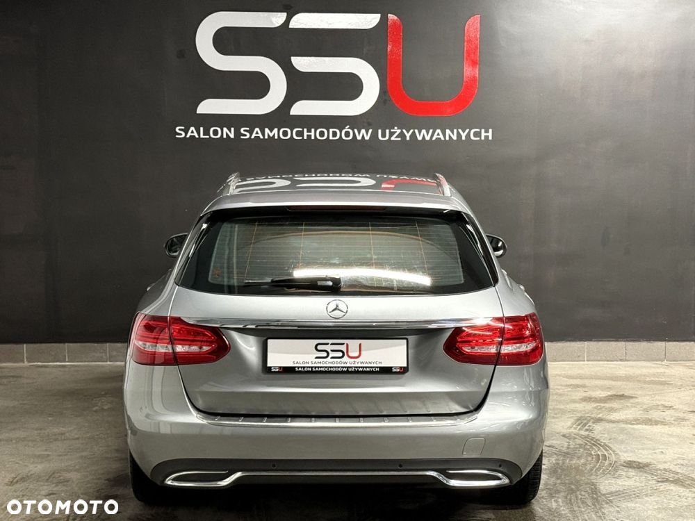 Mercedes-Benz Klasa C 180 7G-TRONIC Exclusive - 14