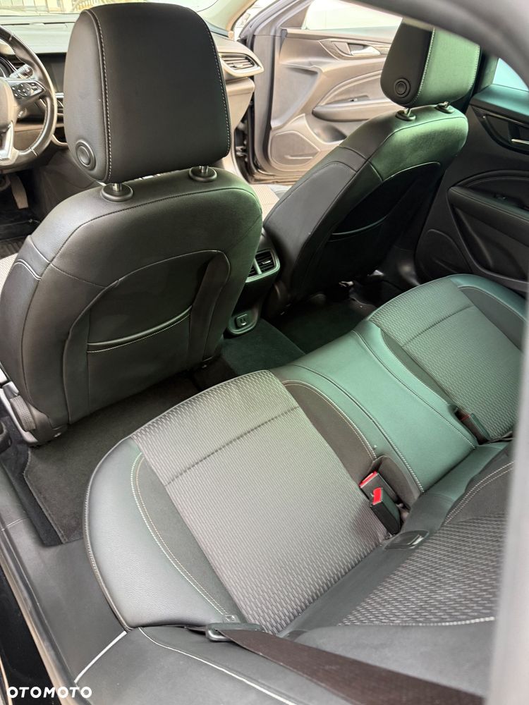 Opel Insignia - 14