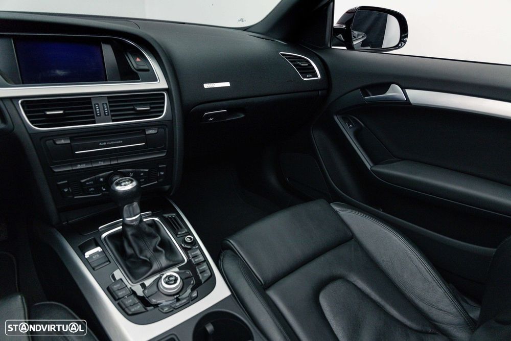 Audi A5 Cabrio 2.0 TFSi S-line - 24