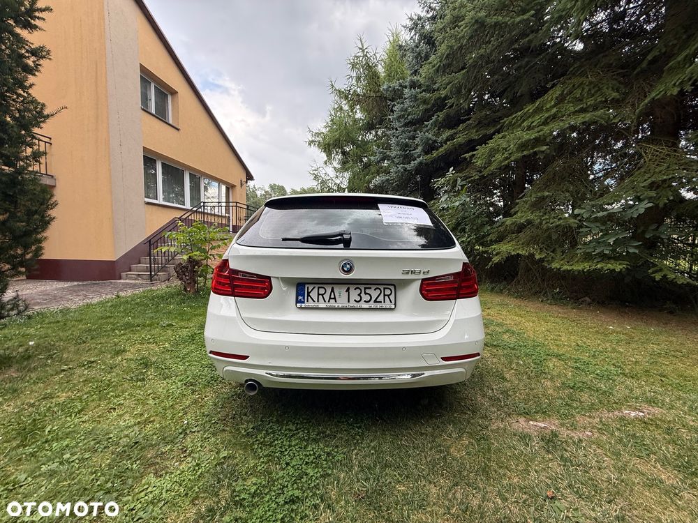 BMW Seria 3 318d Luxury Line - 2