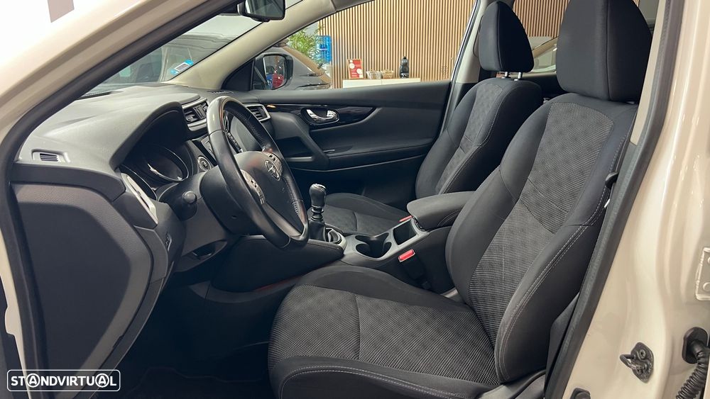 Nissan Qashqai 1.2 DIG-T N-Connecta RS+PS 18 - 13