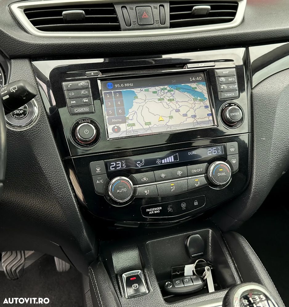 Nissan Qashqai 1.5 DCI TEKNA+ - 12