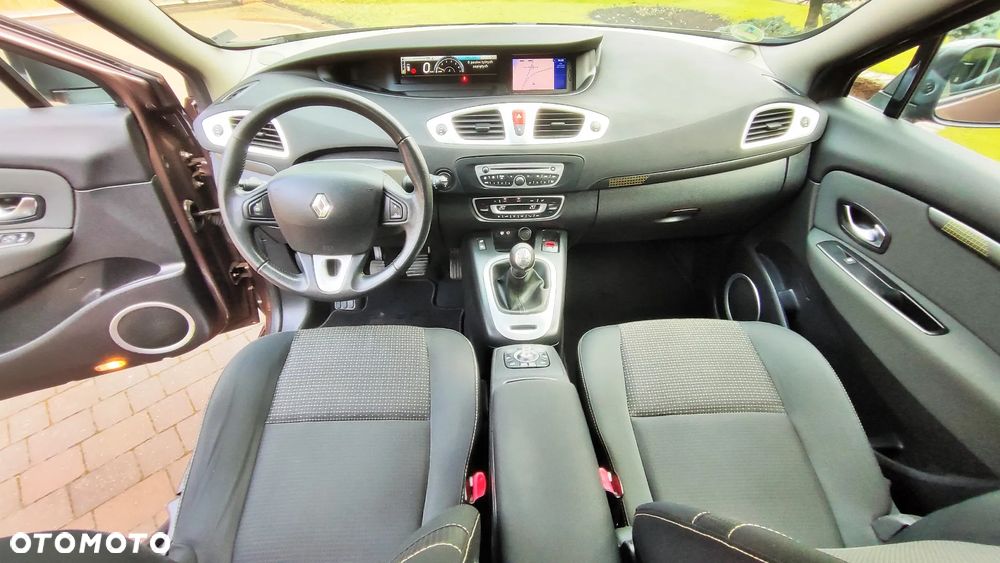 Renault Scenic TCe 130 Luxe - 6