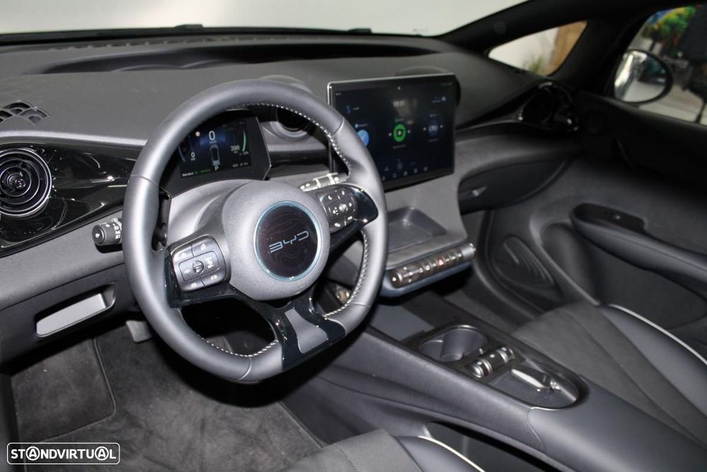 BYD Dolphin 60.4 kWh Comfort - 13