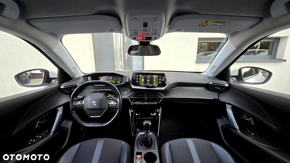 Peugeot 2008 1.2 PureTech Allure Pack S&S - 21