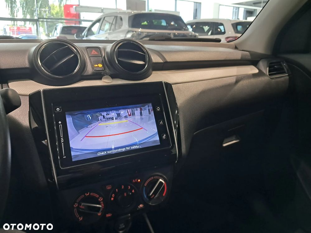 Suzuki Swift 1.2 Dualjet SHVS Premium Plus - 11