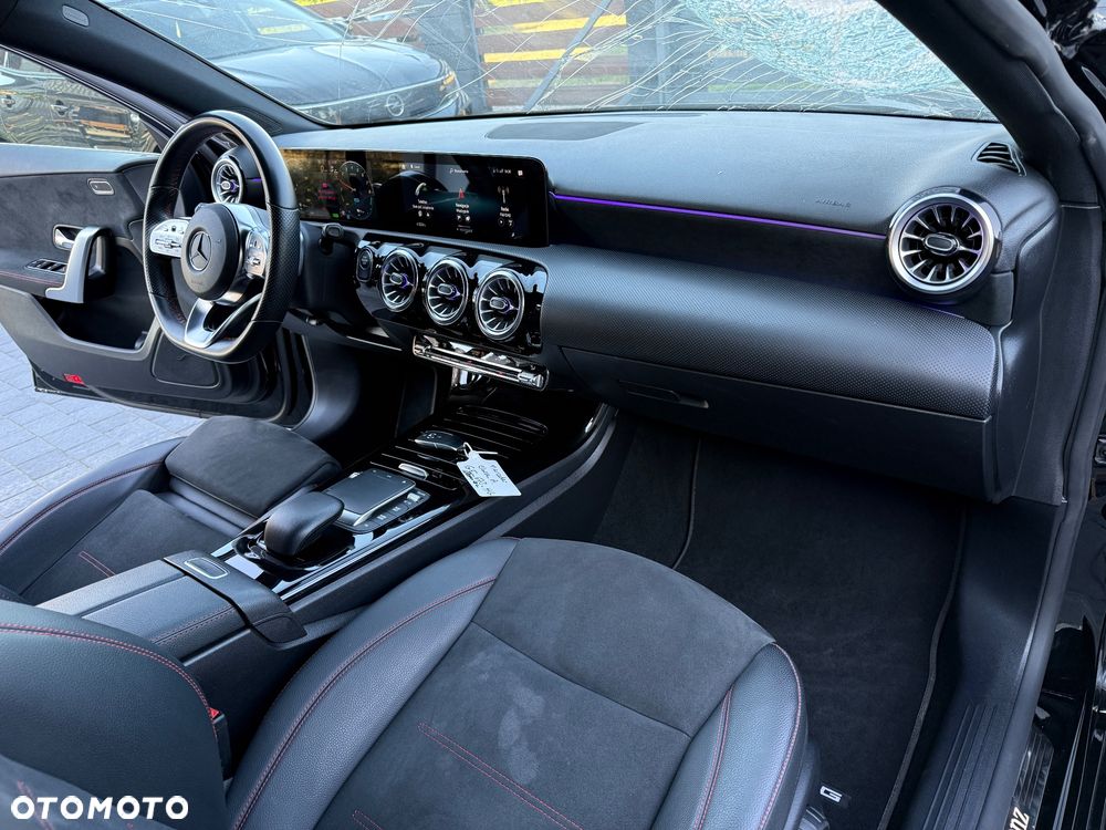 Mercedes-Benz Klasa A 250 e PHEV AMG Line 8G-DCT - 29
