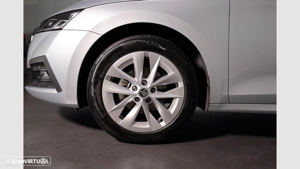 Skoda Octavia 2.0 TDI Style - 6