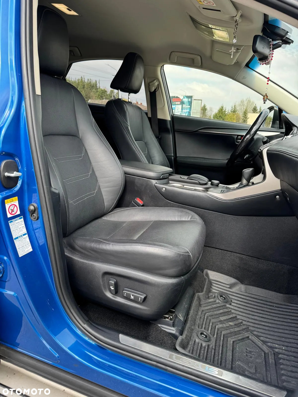 Lexus NX 300h Comfort AWD - 24