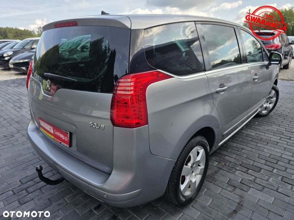 Peugeot 5008 - 11