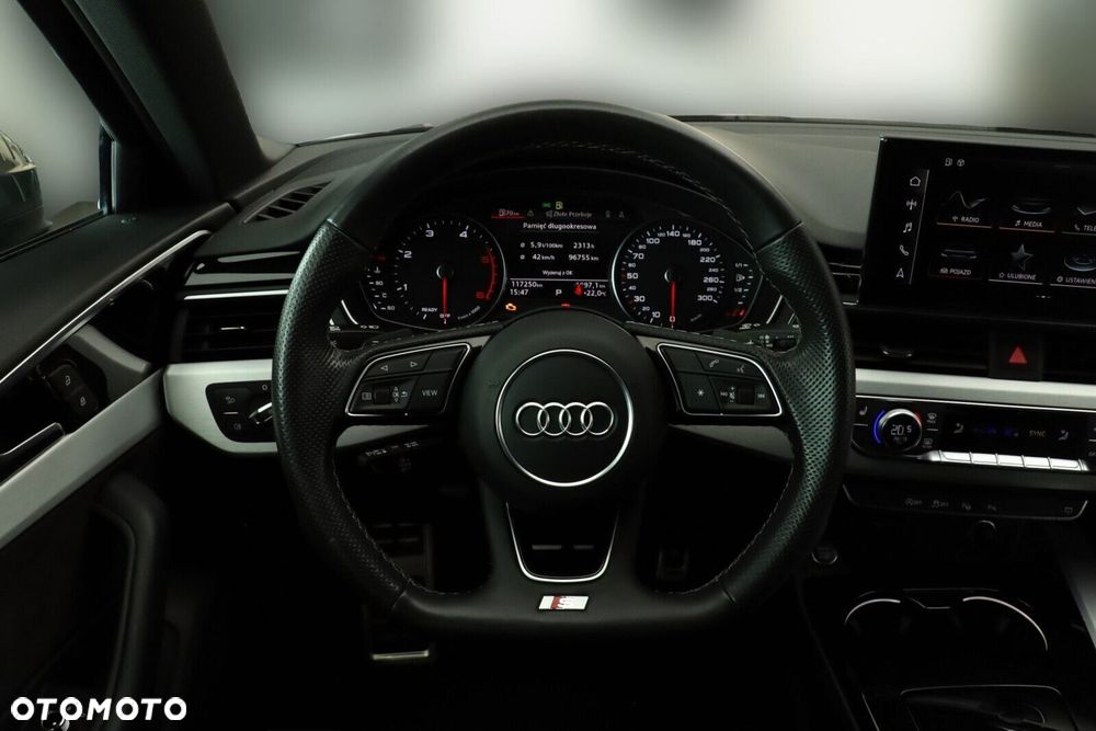 Audi A4 Avant - 19
